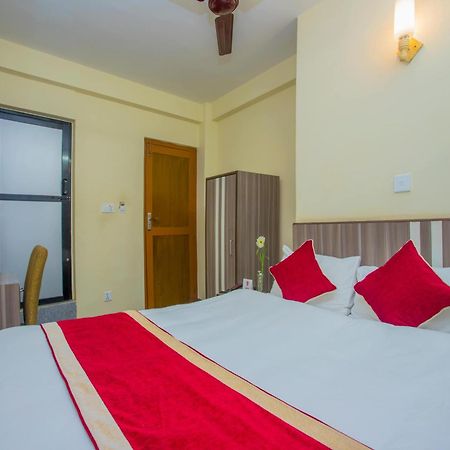 Oyo 297 Hotel Aayam Kathmandu Ngoại thất bức ảnh