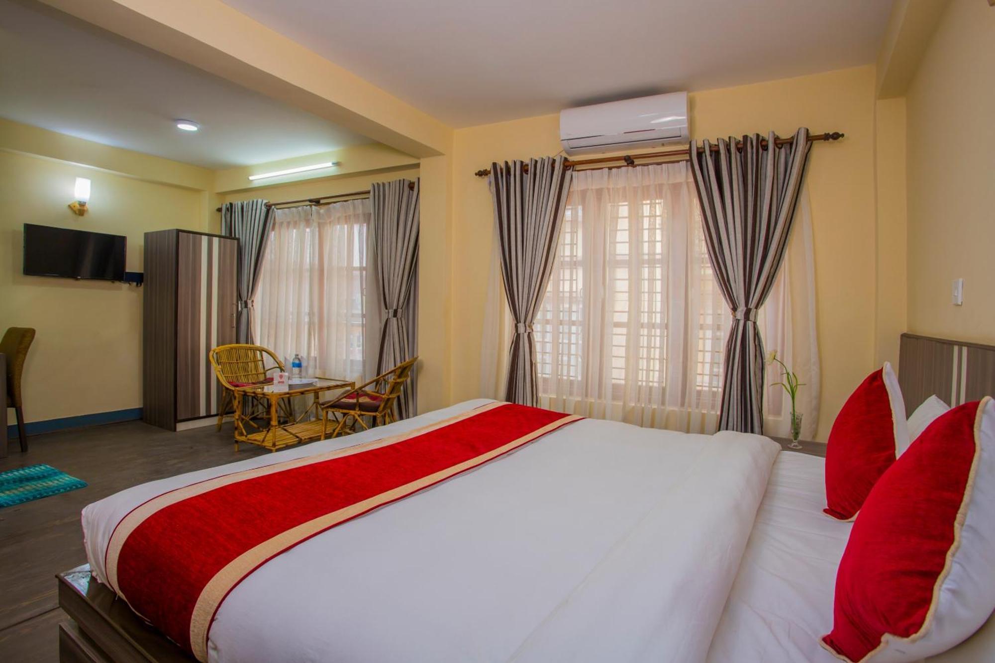 Oyo 297 Hotel Aayam Kathmandu Ngoại thất bức ảnh
