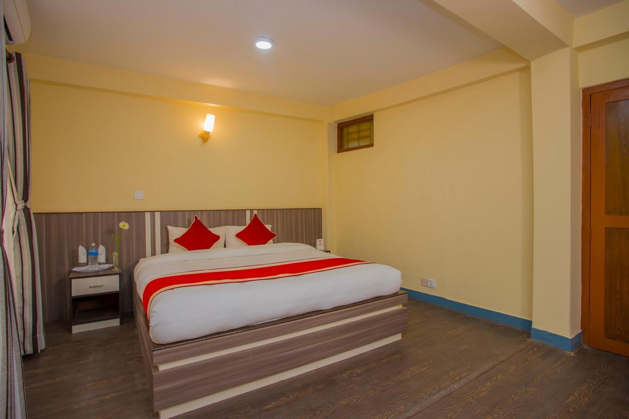 Oyo 297 Hotel Aayam Kathmandu Ngoại thất bức ảnh